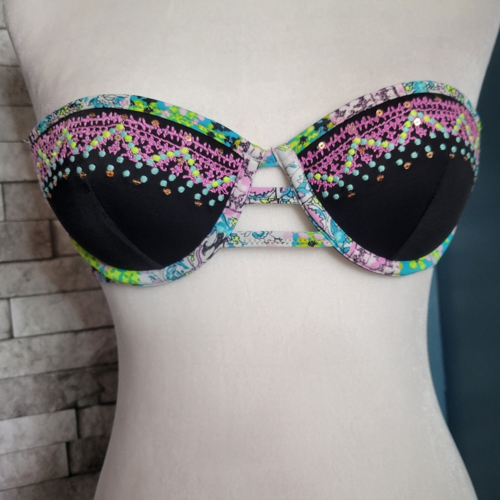 Victoria's Secret strapless‎ Bikini Bra Top size 34A